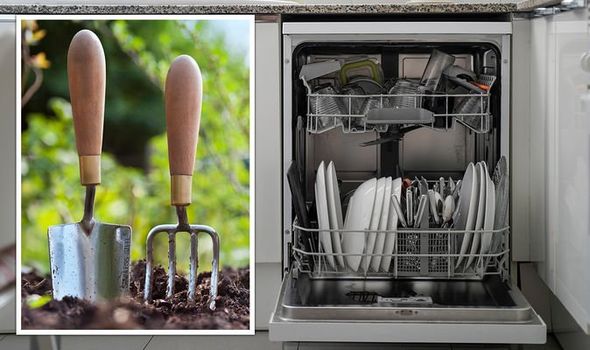 cleaning tips hacks dishwasher 1488985