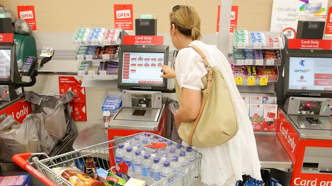 Lawyer Explains Why You Should NEVER Use Self Checkout At The Store3