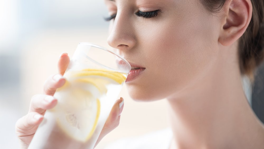 What Happens To Your Body When You Start Drinking Lemon Water Every Morning1