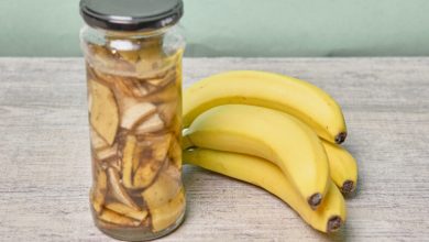 This Banana Peel Water Can Boost Plant Growth Quickly 850x446 1