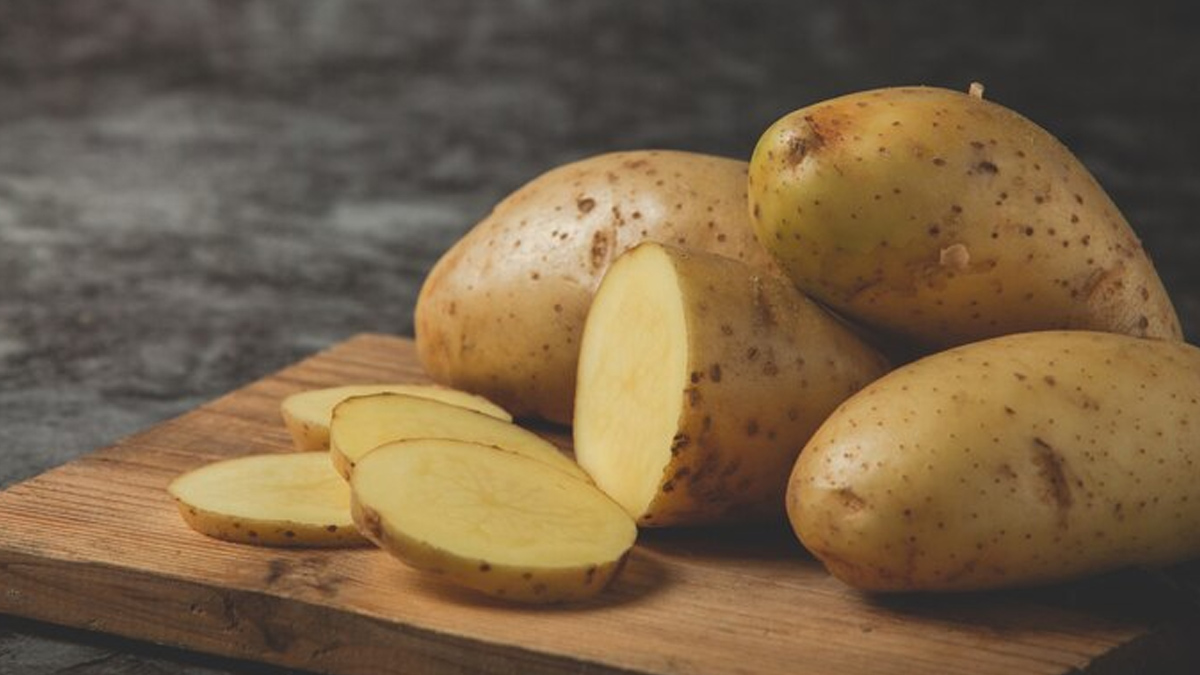 1 potato juice for skincare