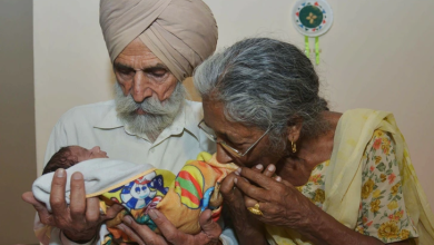 A 72YearOld Mom Gave Birth to Her First Baby 1 2